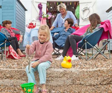 Plan your Half Term - Family at Beach hut - Emily Fae Photography Plan your Half Term - Family at Beach hut - Emily Fae Photography