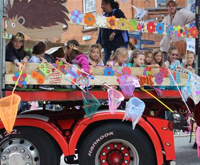 Felixstowe Carnival Float - The Suffolk Coast Felixstowe Carnival Float - The Suffolk Coast