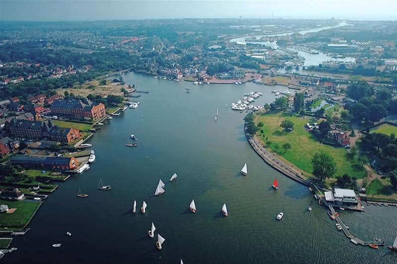 Towns & Villages - Oulton Broad - view from air