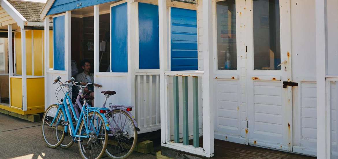 TTDA - Southwold Cycle Hire - bikes at beach hut