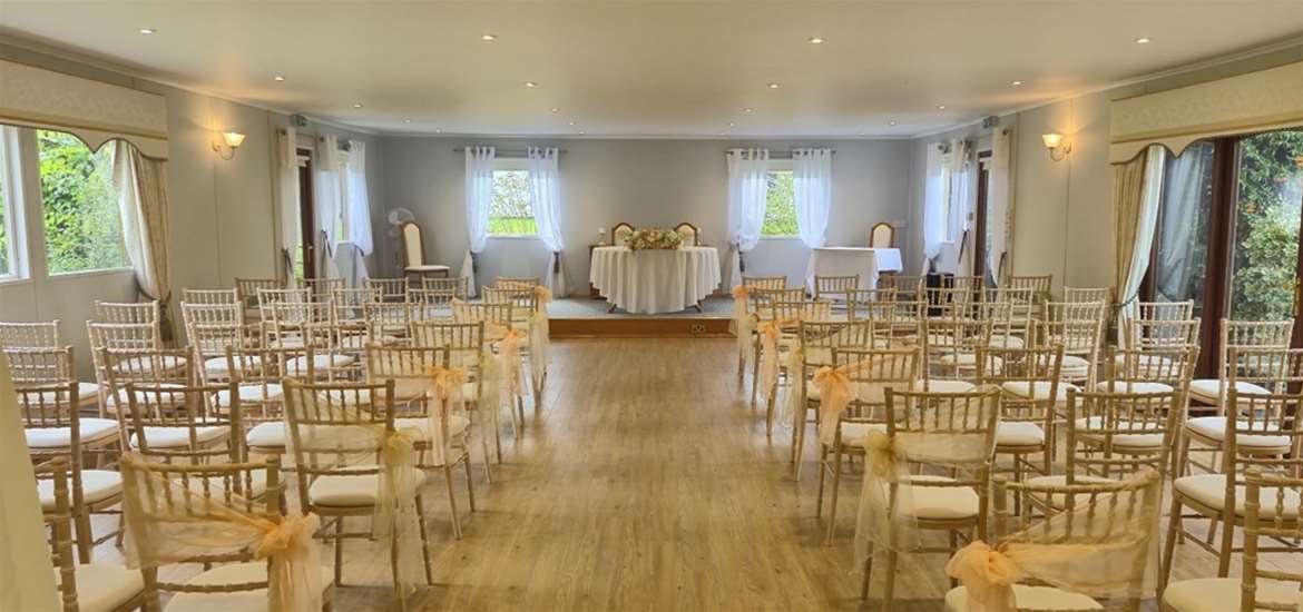 Hungarian Hall Estate - Danube Suite