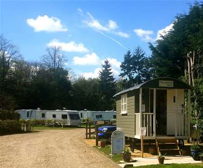 Sycamore Park - Where to Stay - Reception and caravans