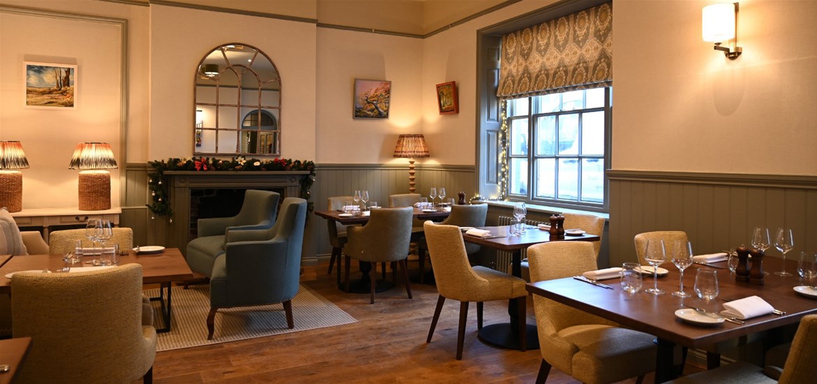 The Bell Hotel - Restaurant