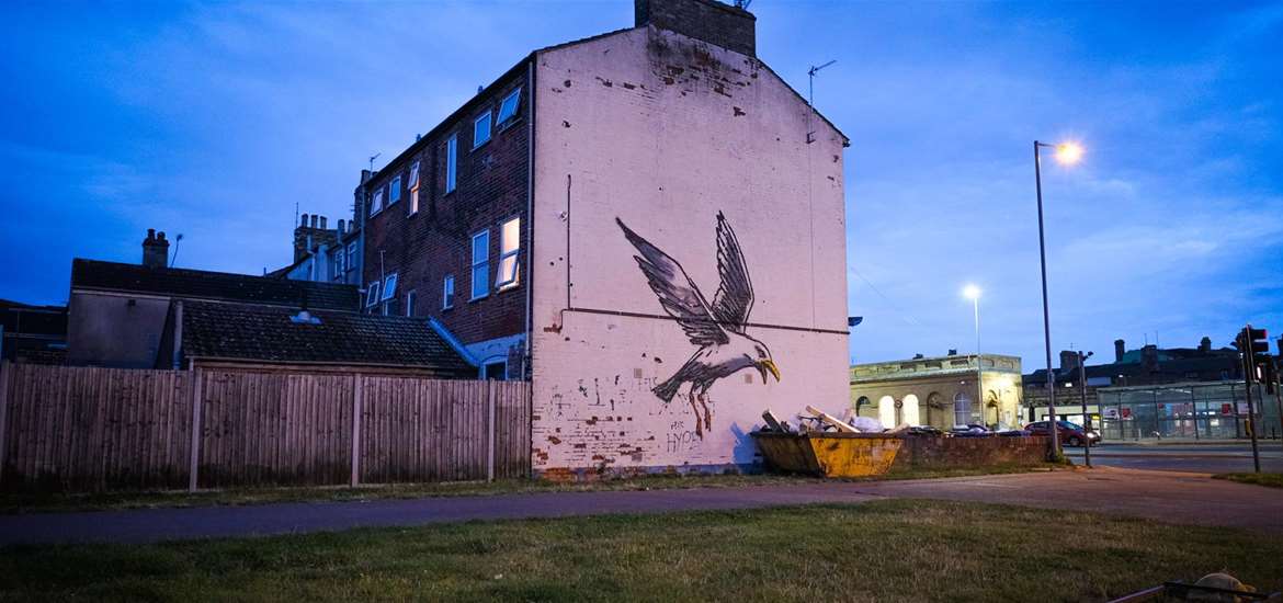 Banksy - Gull and chips - (c) Adam Barnes