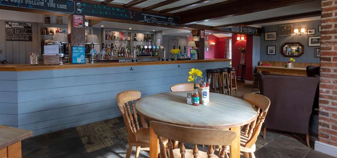 WTS - The Plough Inn Wangford - Plough bar