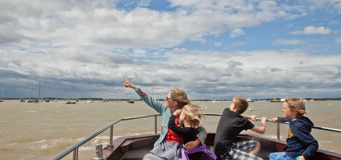 The Four Foot Ferries of The Suffolk Coast