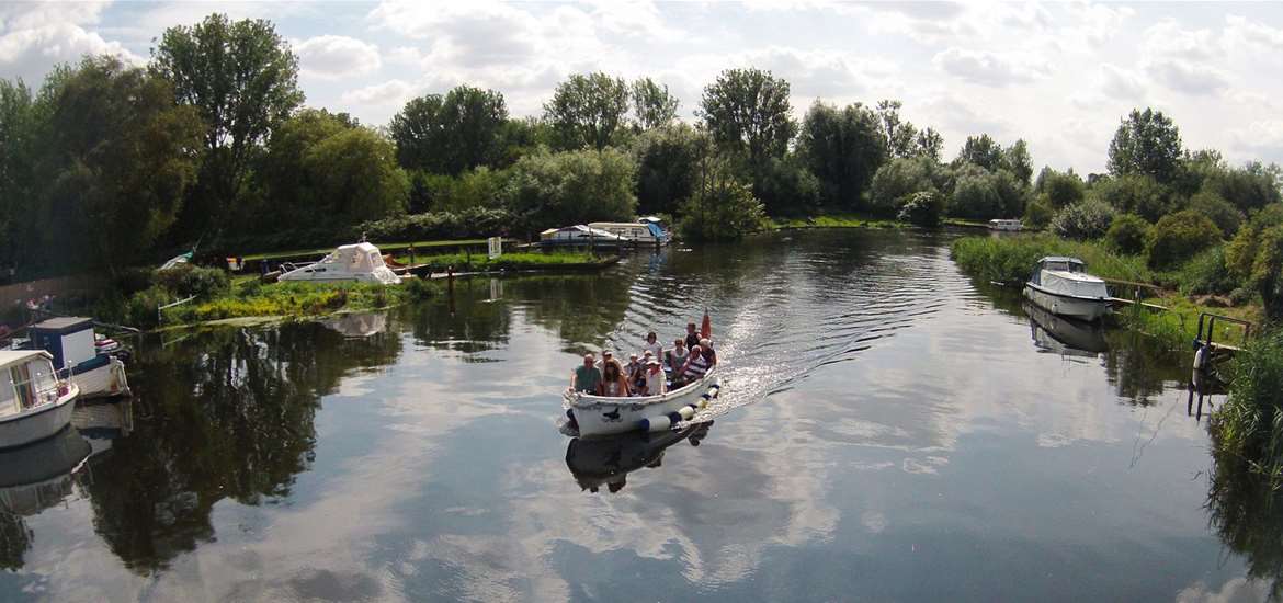 Beccles Lido & Big Dog Ferry Things to Do Suffolk