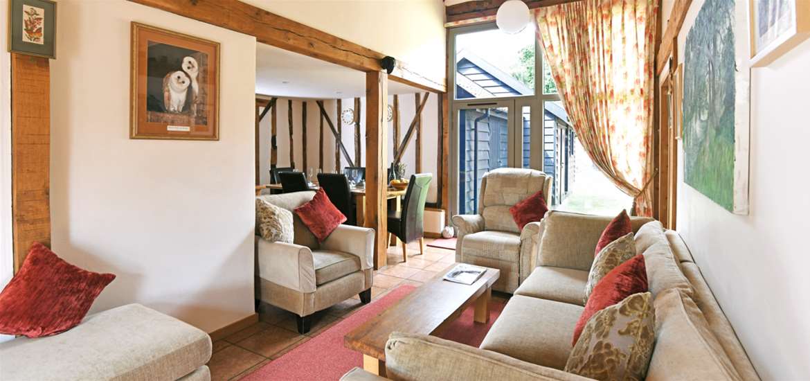 WTS Woodside Barn Cottages Lounge
