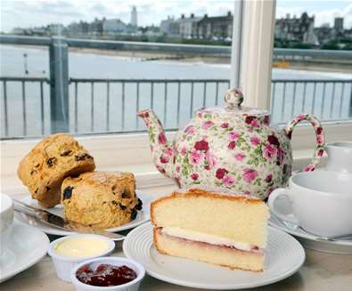FD - Southwold Pier - Afternoon Tea FD - Southwold Pier - Afternoon Tea