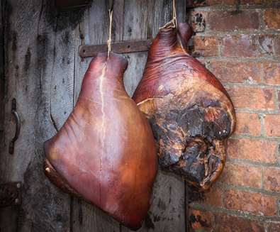 Emmetts Stores - Hams