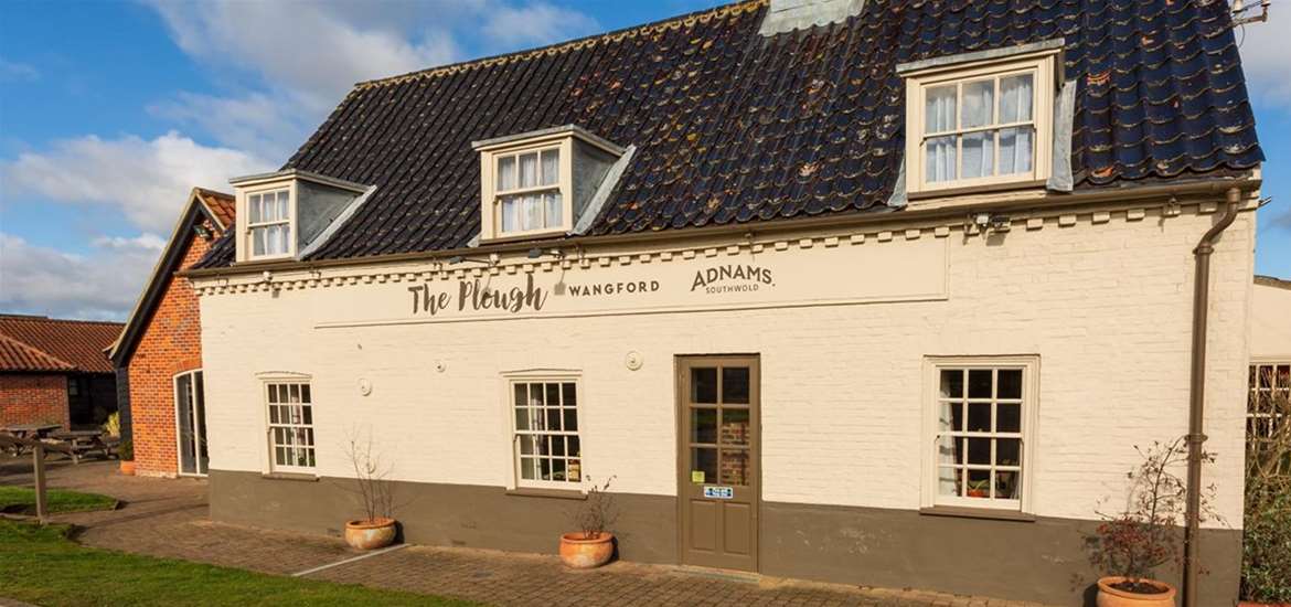 WTS - The Plough Inn Wangford - Plough exterior