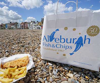 FD - Aldeburgh Fish and Chip Shop - Chips on Beach FD - Aldeburgh Fish and Chip Shop - Chips on Beach