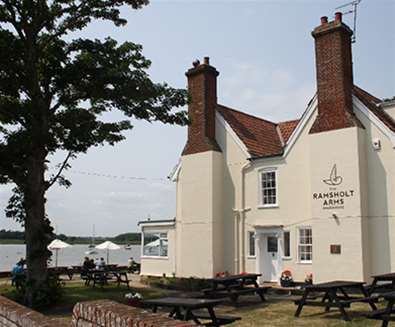 FD - The Ramsholt Arms - View