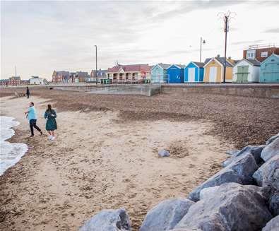 Towns & Villages - Felixstowe - couple on beach (c) Emily Fae Photography