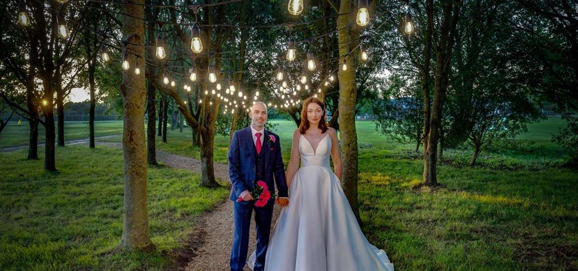 WED - Fynn Valley - bride and groom