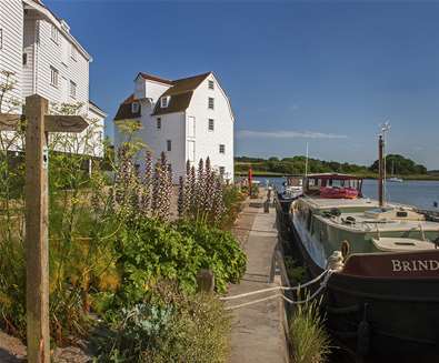 Woodbridge Tide Mill - Gill Moon