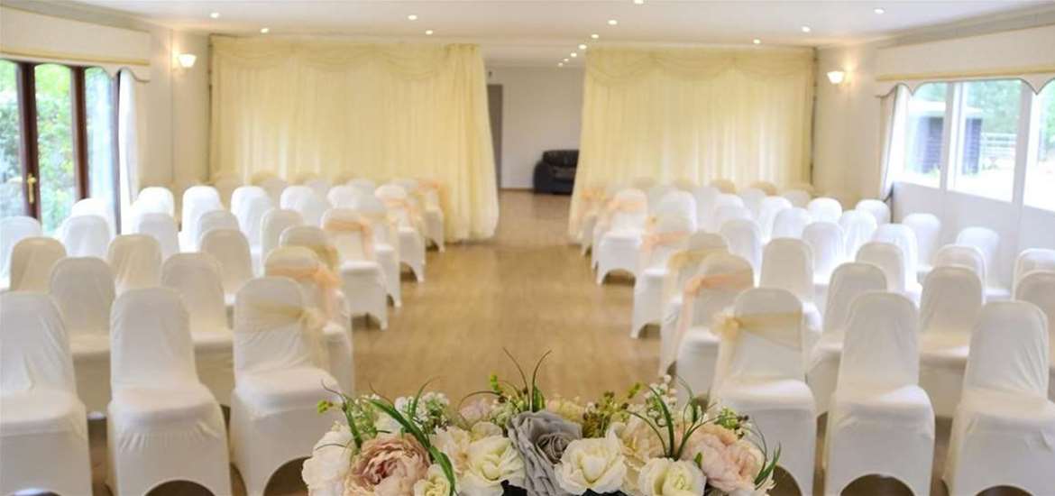 Hungarian Hall Estate - Danube Suite