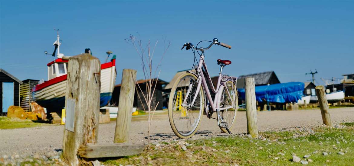 Southwold Cycle Hire - Bike at Southwold harbour