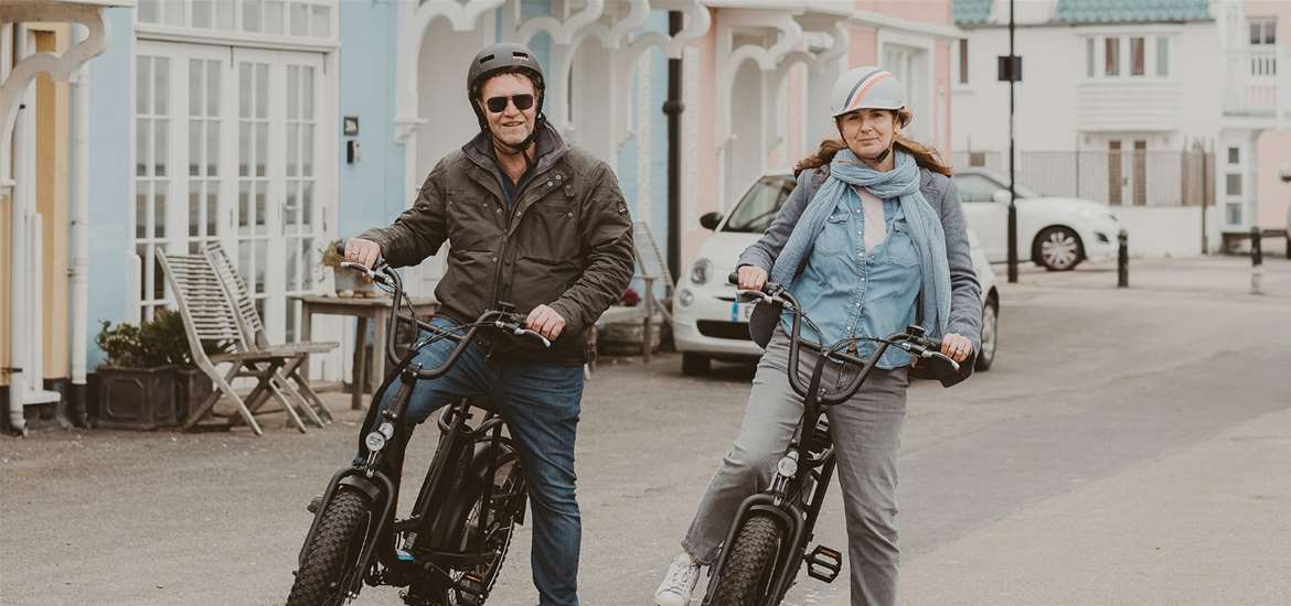 TTDA - Eezybike - Couple on bike