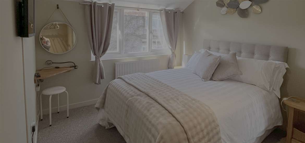 Main_Double Bedroom with walk in wardrobe (1).png