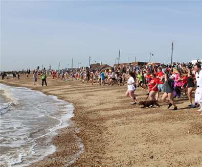 Christmas Day Swims 2023!