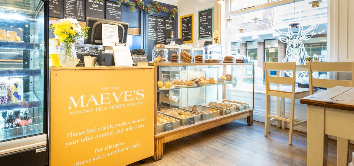 FD - Maeve's - cake counter