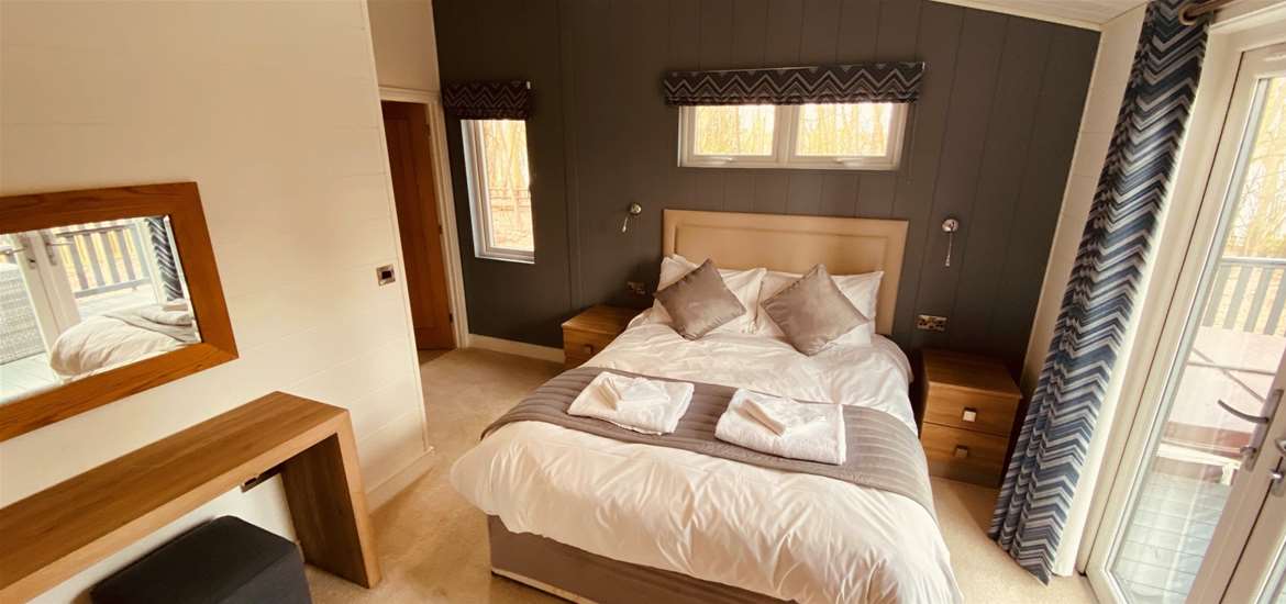 WTS - Woolverstone Marina - Bedroom