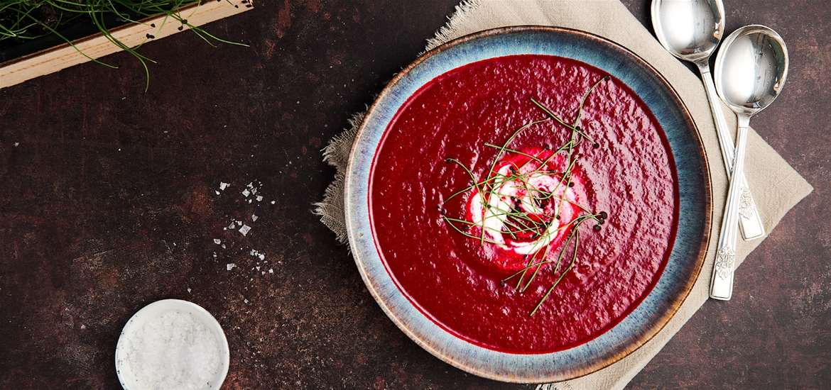 Noble Prawn - Beetroot soup