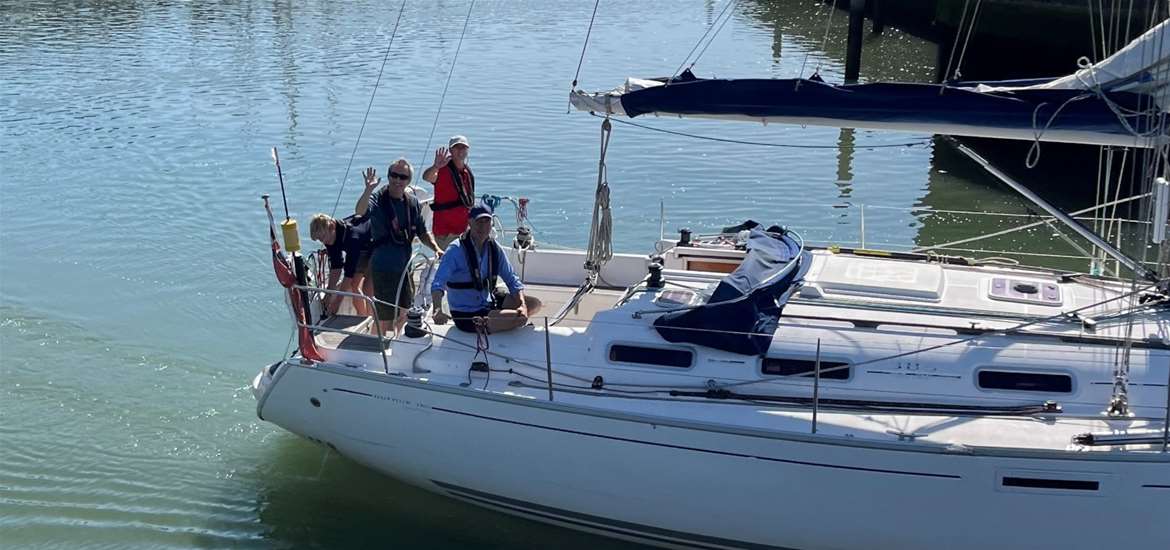 Main_Strata 5 Waving cropped.jpg