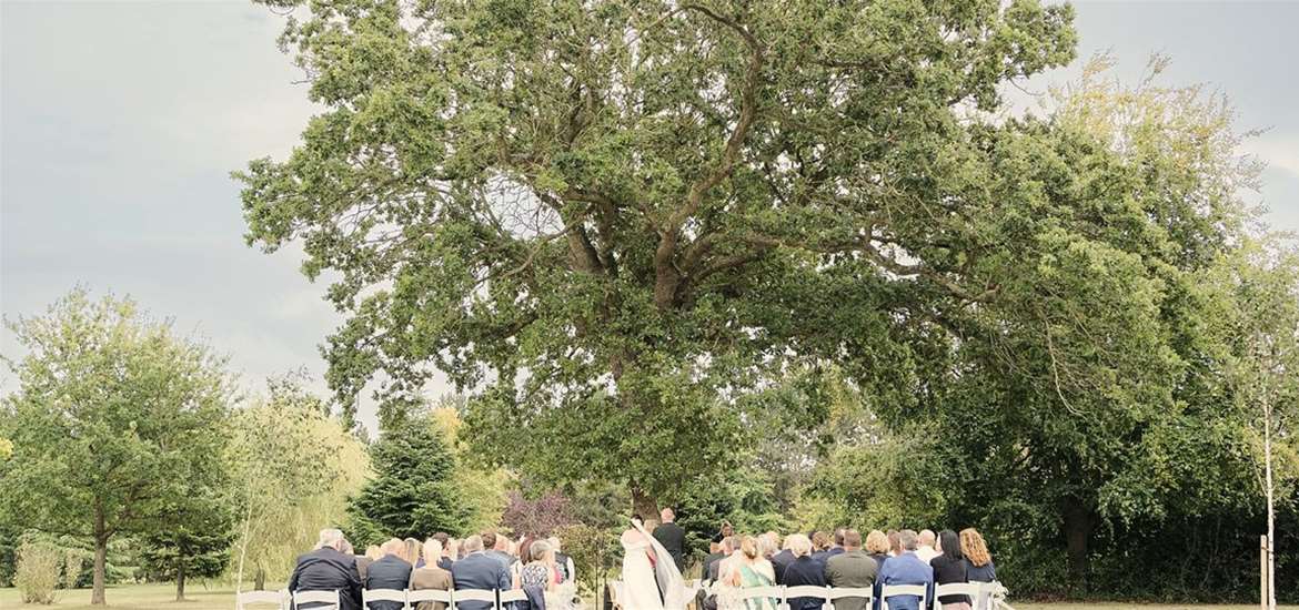 Hungarian Hall Estate - The Oak Tree