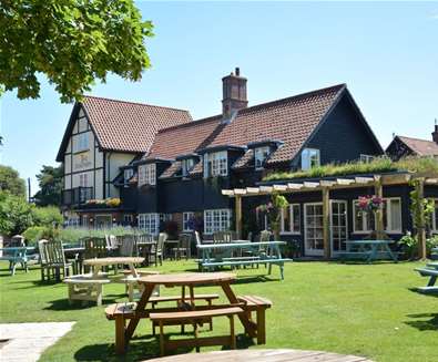 Suffolk's Best Pubs by the Sea