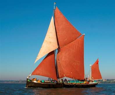 Rivers and Waterways - River Orwell - Sailing Barge Victor