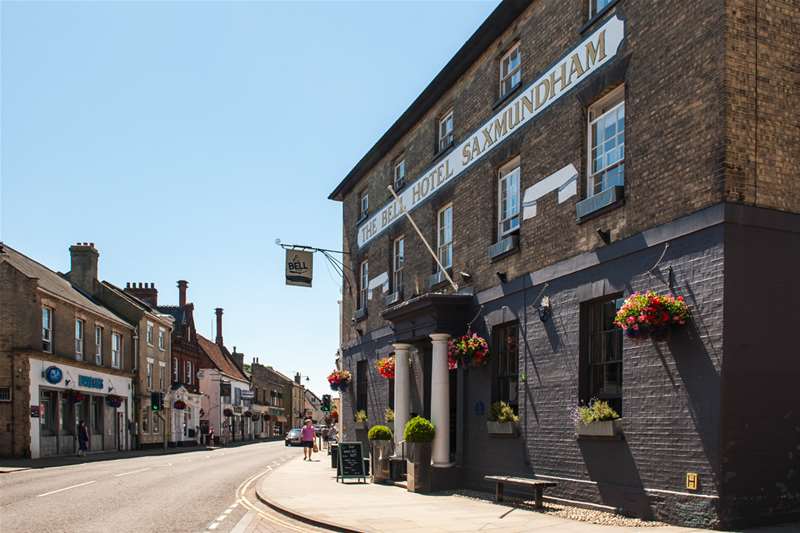 Guide to Saxmundham a charming Suffolk market town