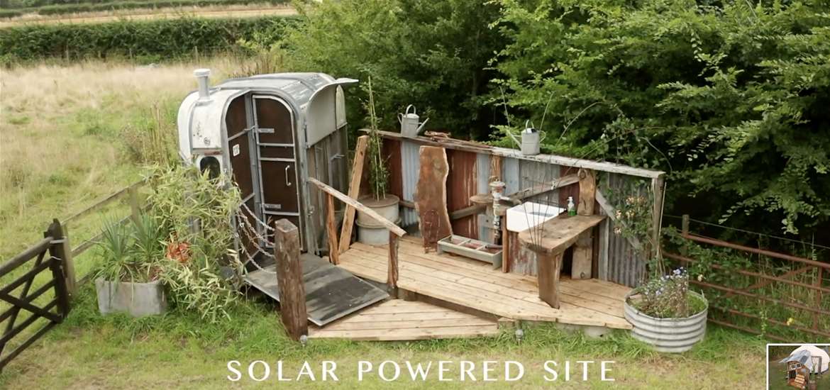 Little Lodge Glamping - Solar powered site