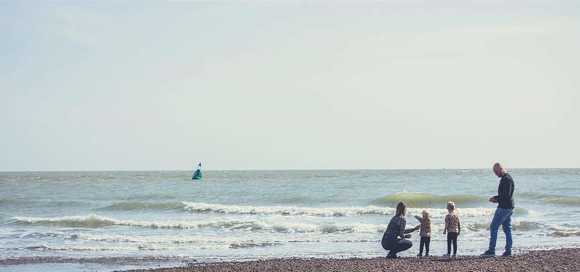 Towns and Villages - - Shingle Street - family at Shingle street