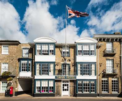 Fill your beaks with Dinner, Bed and Breakfast at The Swan Hotel