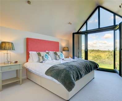 Suffolk Secrets Beautiful Holidays on the Suffolk Coast Suffolk Secrets Beautiful Holidays on the Suffolk Coast