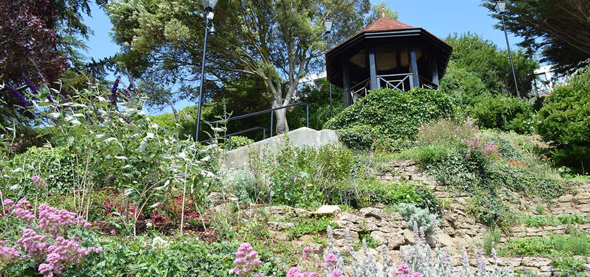 TTDA - Felixstowe Seafront Gardens - Summer House