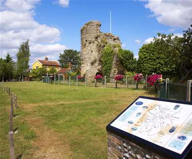 Bungay Castle - Jon Gibbs