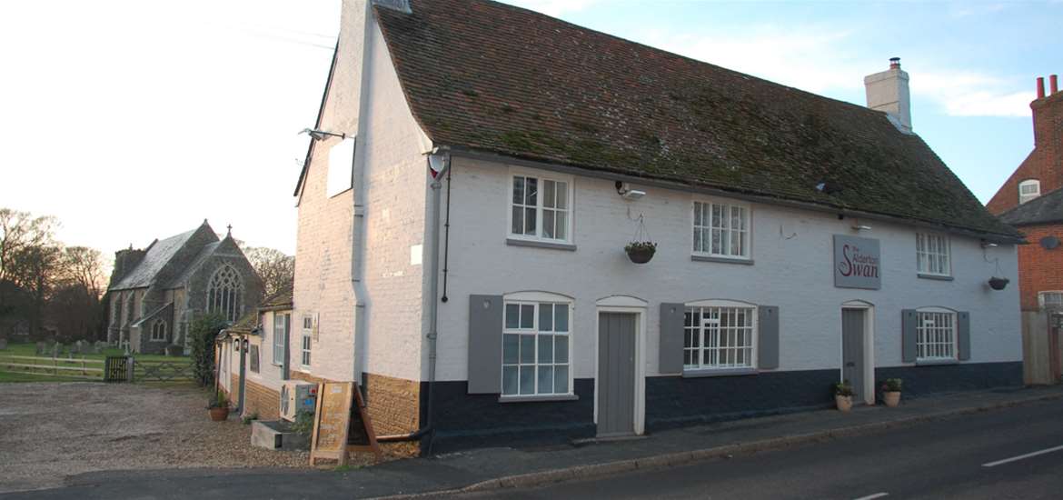 The Alderton Swan Where to Eat Alderton, Suffolk