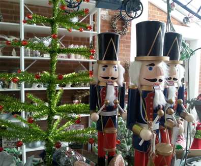 TTDA - Snape Maltings - Christmas nutcracker TTDA - Snape Maltings - Christmas nutcracker