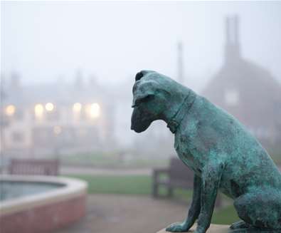 TTDA - Aldeburgh - Snooks statue (c) Emily Fae Photography