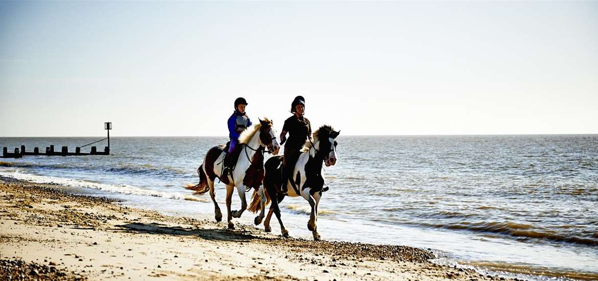 Towns & Villages - Pakefield - Horseriding