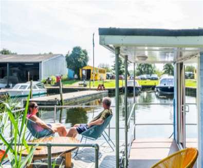 5% off holidays booked between 1-21st February at Hippersons Boatyard