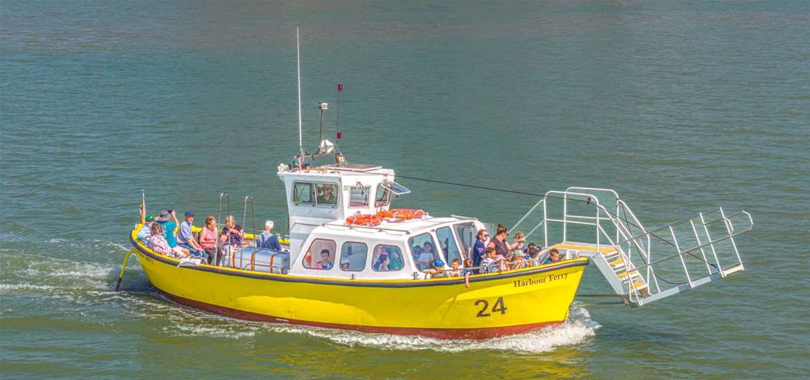 The Harbour Ferry with port